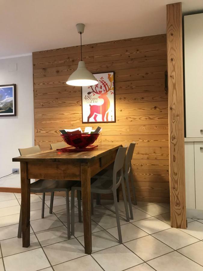 Alloggio Turistico Maison S Anselme Vda Aosta Cir 0015 Екстер'єр фото